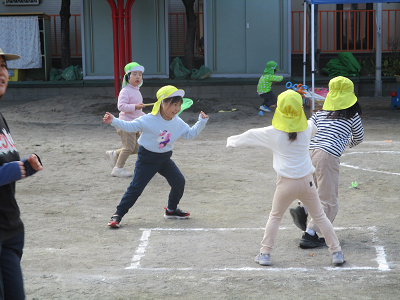 鬼ごっこ